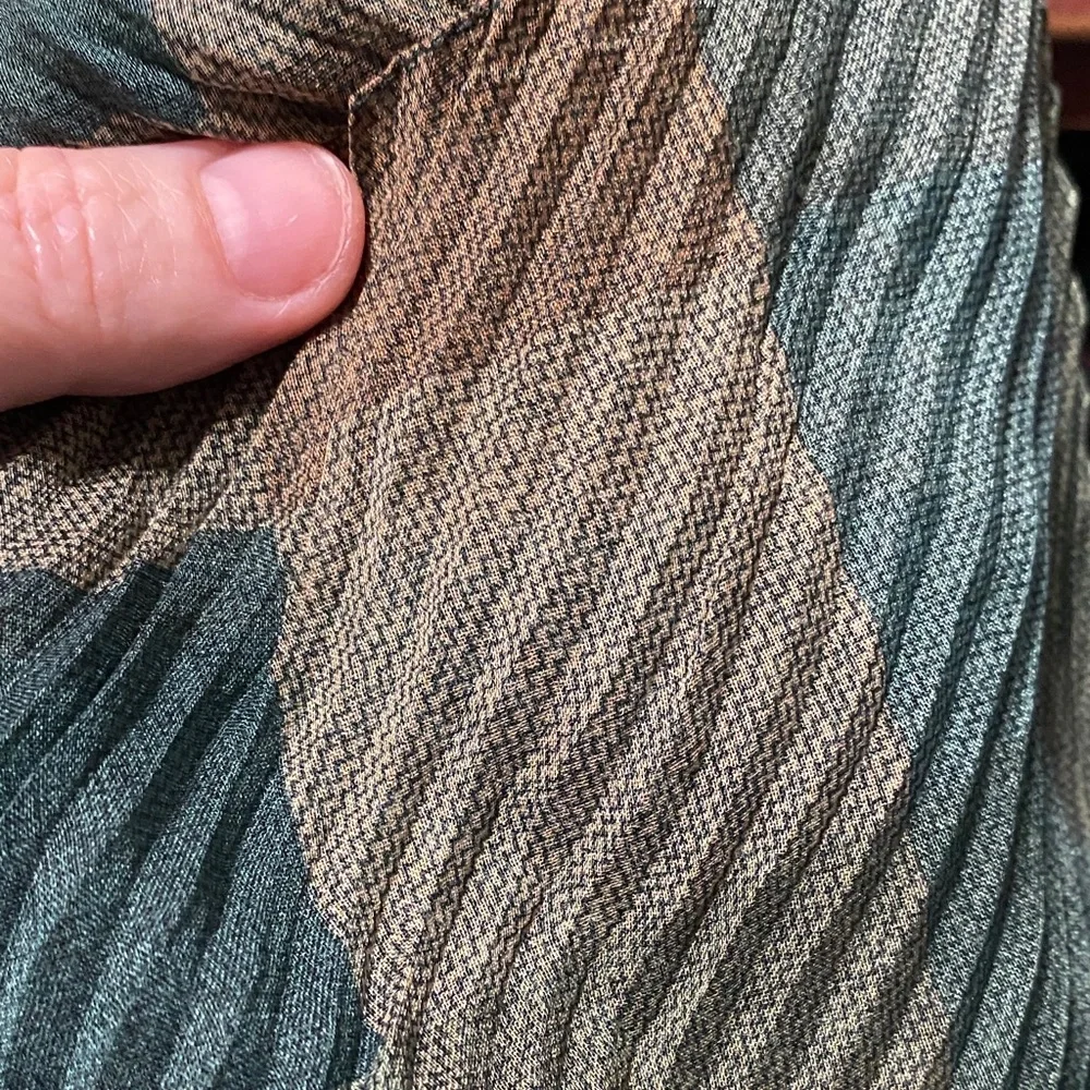 Elegant vintage Pleated sheer Scarf in Green and Brown 57” x 13”